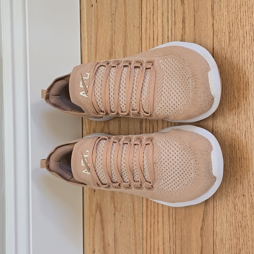 APL Techloom Breeze, size 8.5